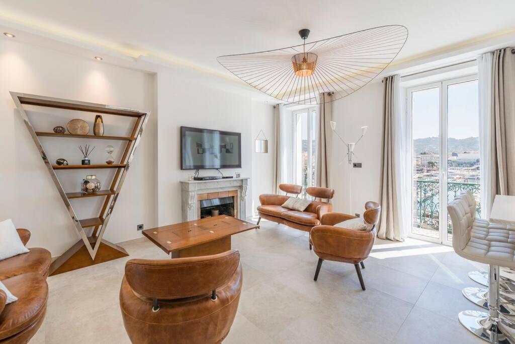 Wow View! 2br Facing Old Port 4th Floor Olam Appartement Cannes