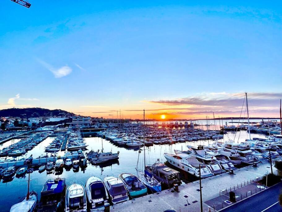 Appartement Wow View! 2br Facing Old Port 4th Floor Olam